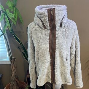 Cozy Sherpa Hoodie - Cream and Brown